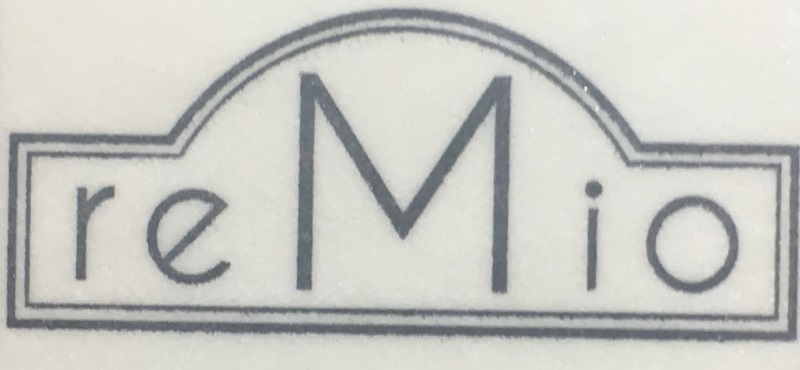レミオのロゴ